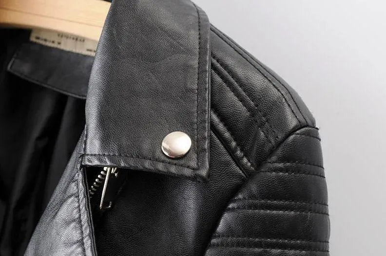 - Revers Reißverschluss Slim Fit Lederjacke