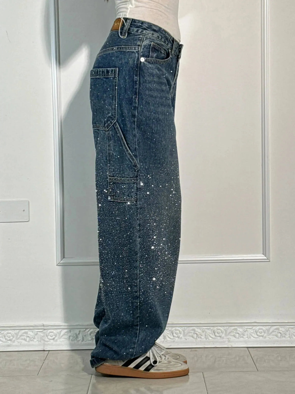 Balloon Jeans med Skinnende Detaljer – Trendy og Komfortable