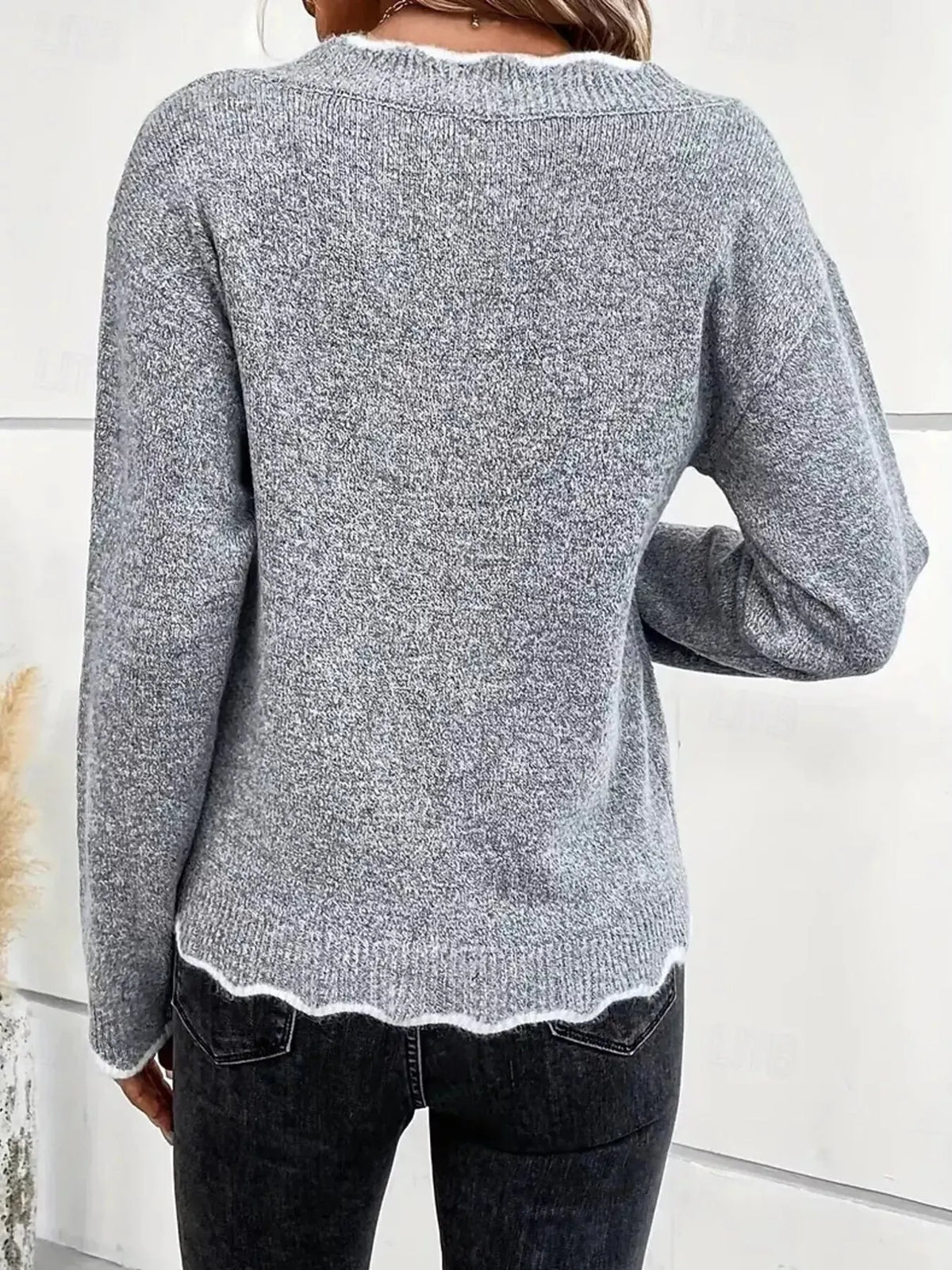 Contrast Trim V-Neck Sweater