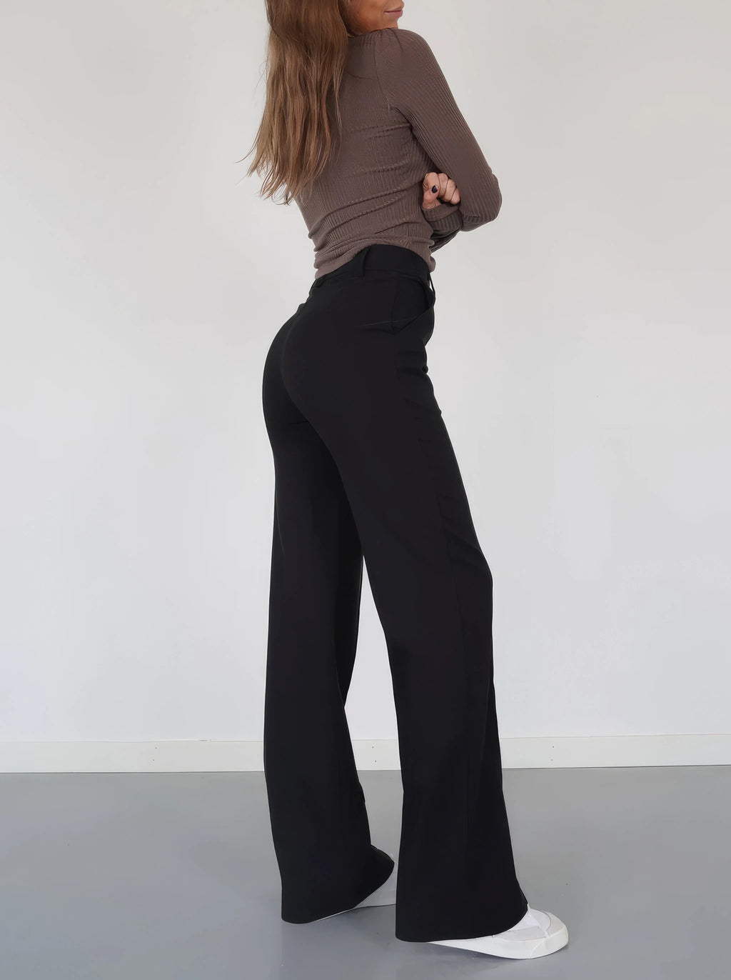 Keny | Tailored Trousers with Straight Legs