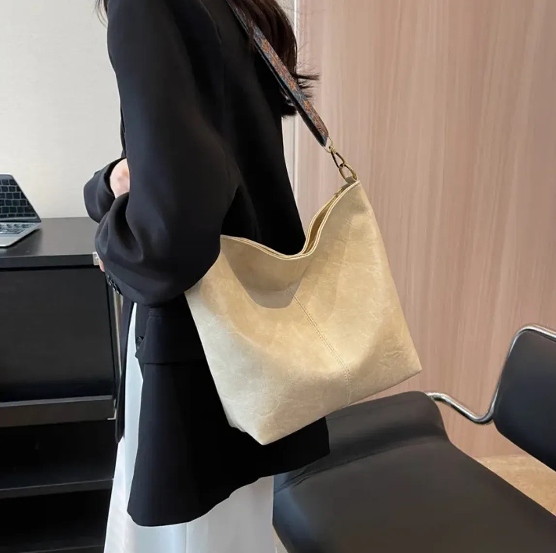 Stijlvolle Vintage Dames Leren Handtas – Tijdloos & Elegant