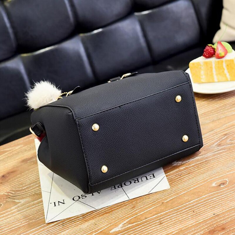 Damen-Tasche Lederhandtasche mit 3 weichen PlÃ¼schbÃ¤llen