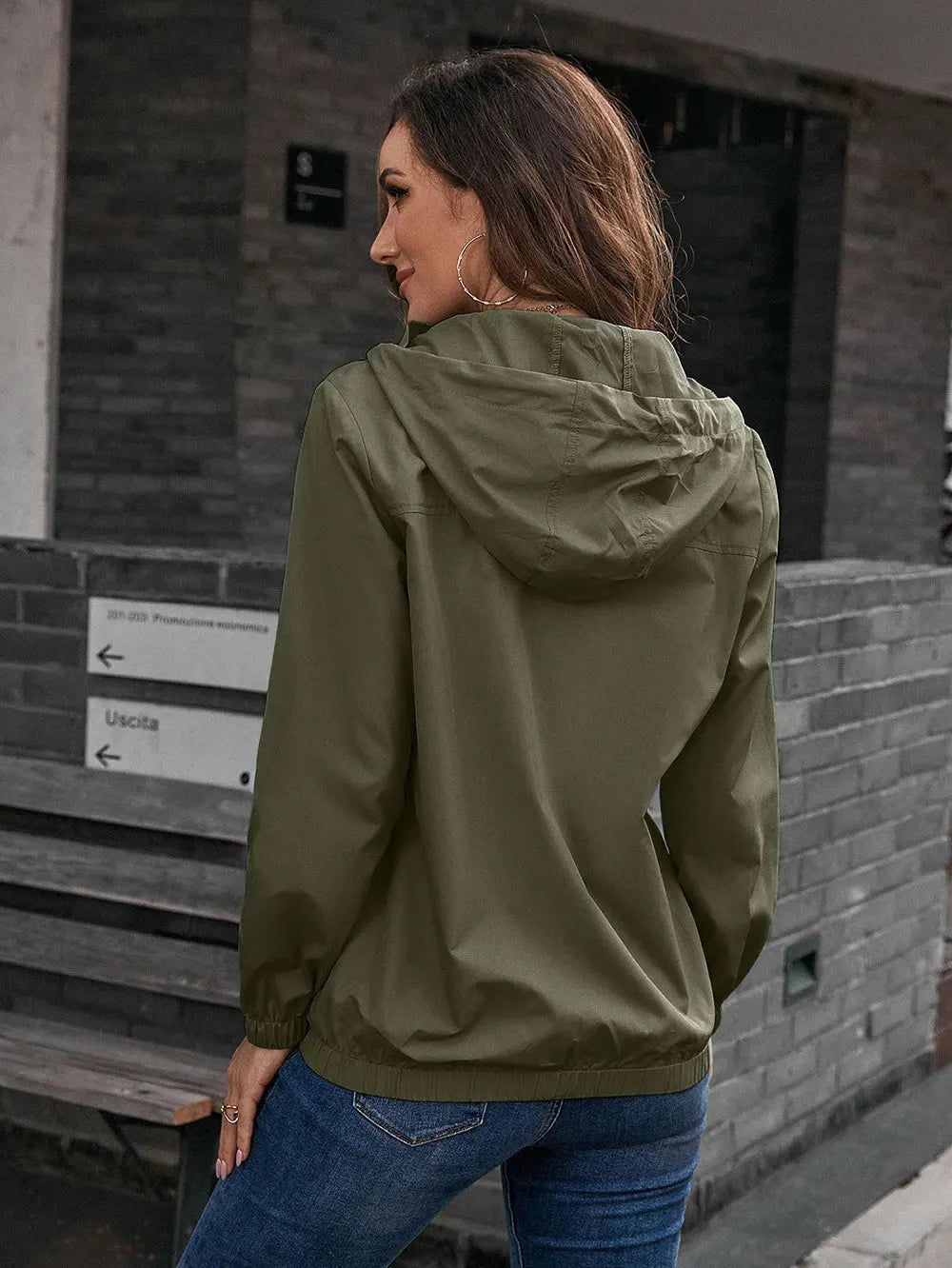 MIRELLA | Dames Waterdichte Trenchcoat – Functioneel, Modern & Ideaal Voor Buitenactiviteiten