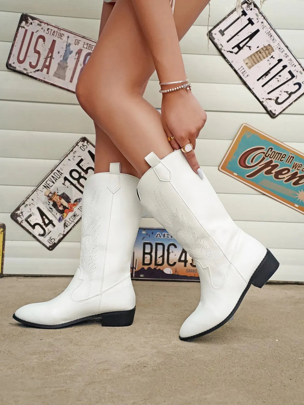 - PU-Leder-Cowboystiefel mit weichem Innenfutter