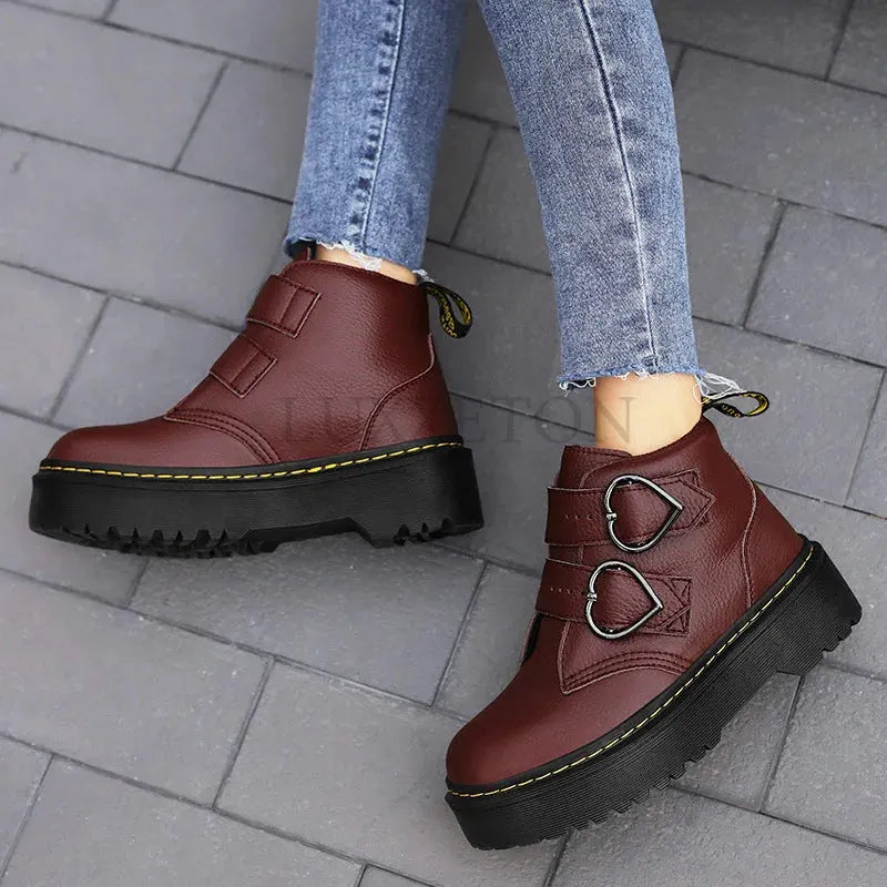Comfortable Women's Ankle Boots With Heart Buckle And Chunky Sole