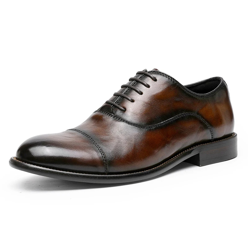 Elegante Leder Herrenschuhe Mit Schnürung Und Klassischem Design
