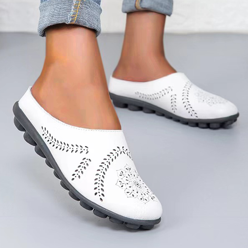 Orthopädische Hausschuhe mit Klettverschluss und Polsterung