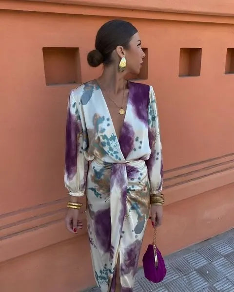 Annemaria - Elegant 2-delt Kjole med v-hals