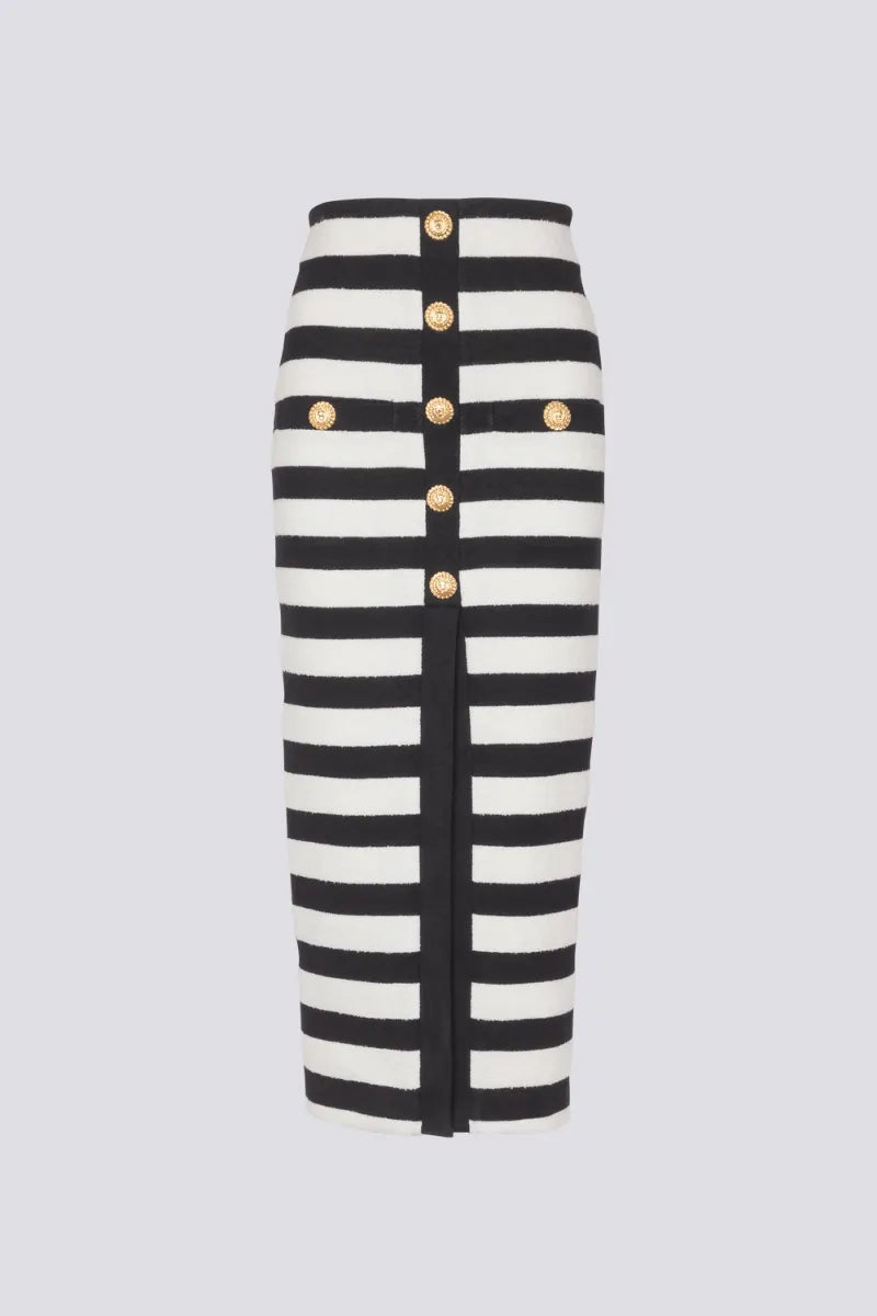 Elegantes gestreiftes zweiteiliges Kleid