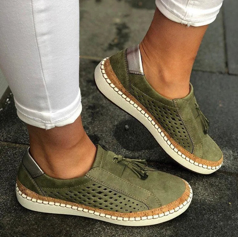 - Atmungsaktive orthopädische Slip-ons