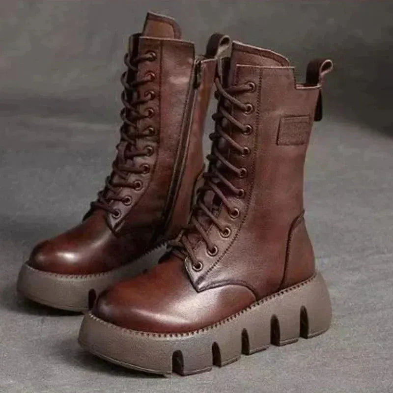 – Stylische Stiefel mit hoher Sohle