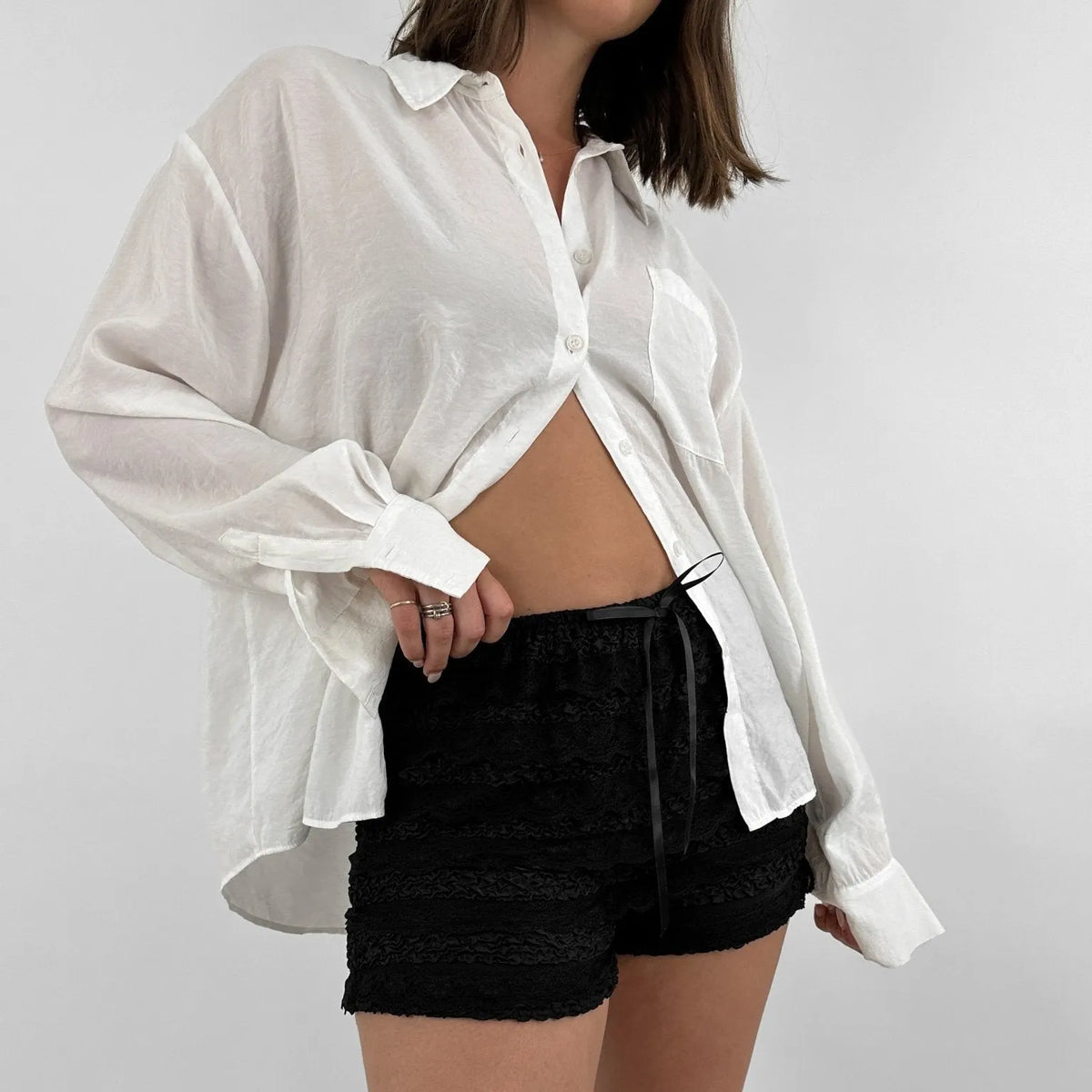Short dÃ©contractÃ©e en dentelle avec nÅud