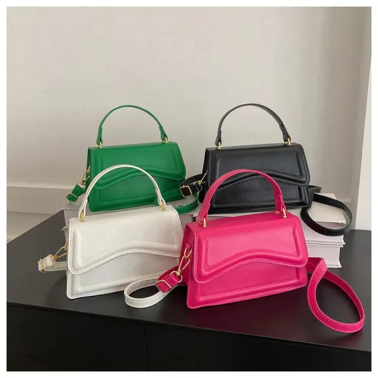 MELISSA | Luxe Strakke Leren Tas Voor Dames Met Subtiele Details & Vorm
