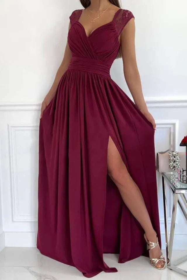 Damen Abendkleid mit elegantem V-Ausschnitt und Rüschendetails