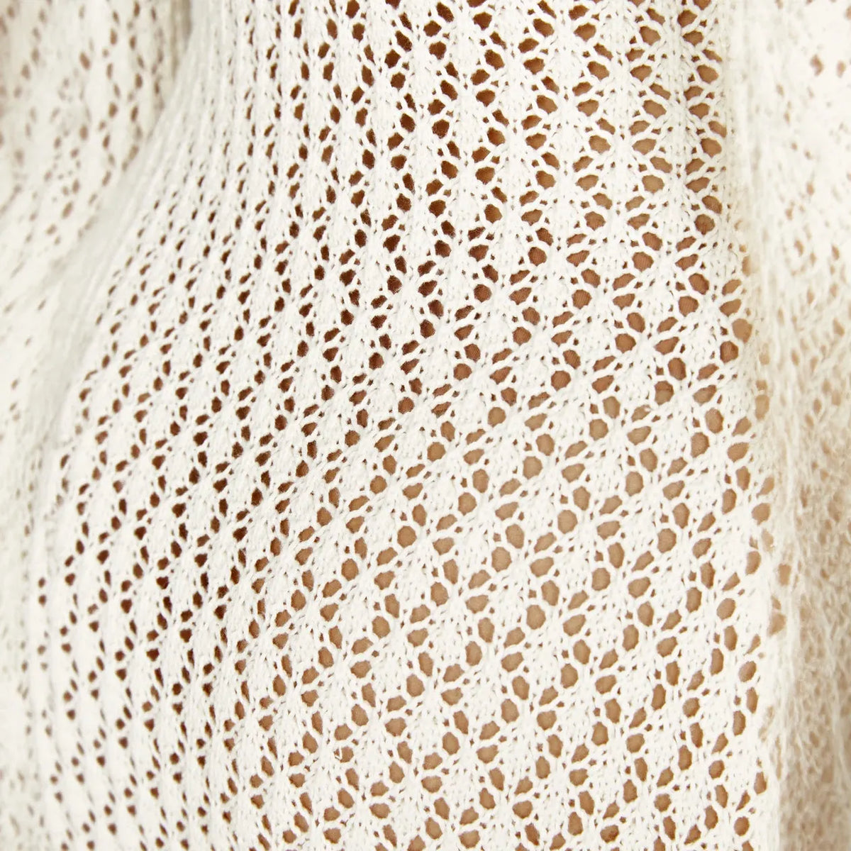 Fließendes Kleid mit offenem Webmuster