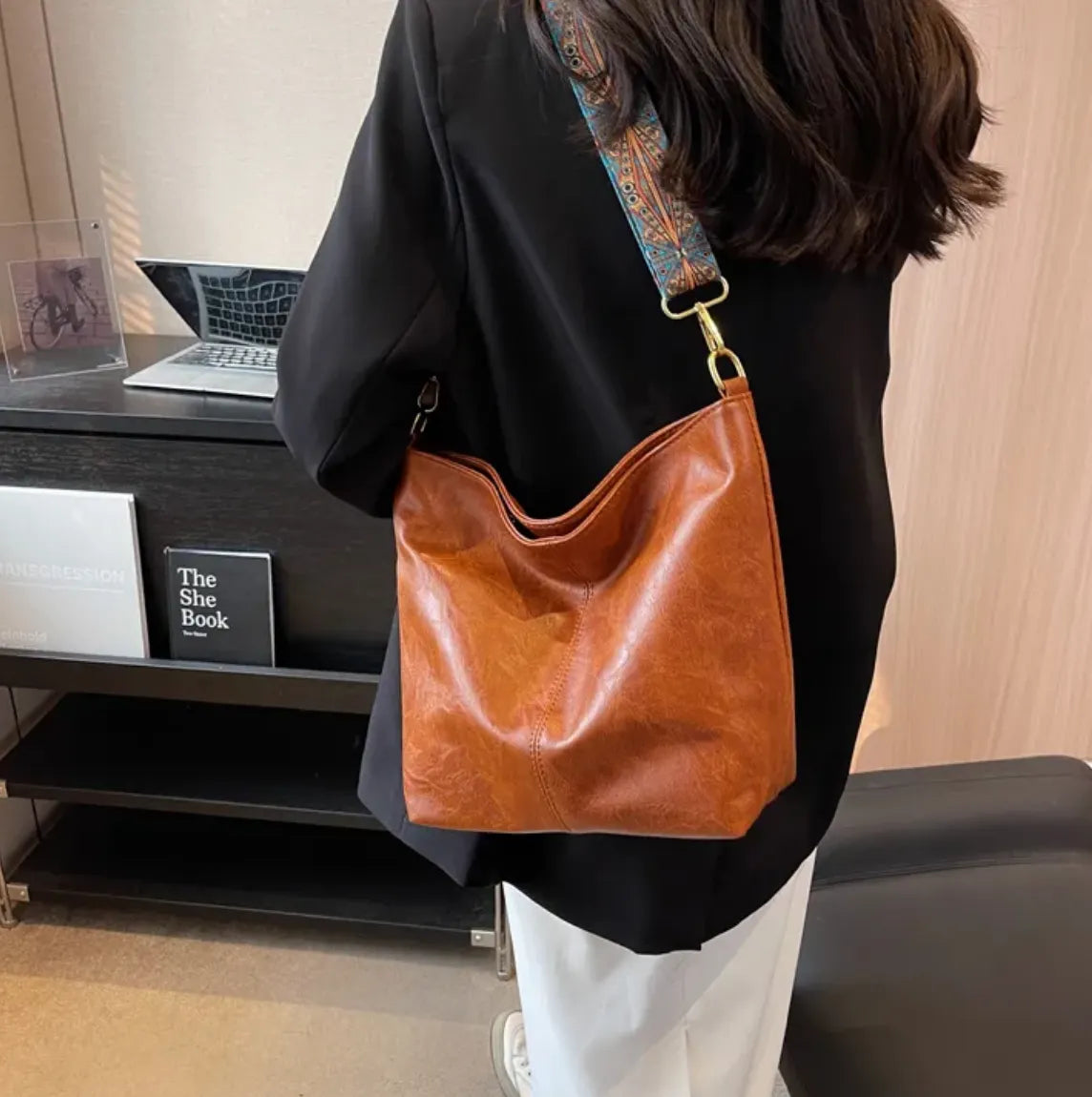 Stijlvolle Vintage Dames Leren Handtas – Tijdloos & Elegant
