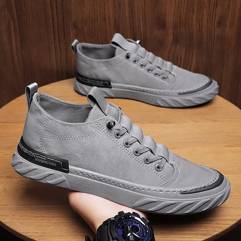 LÃ¤ssige High-Top-Sneaker