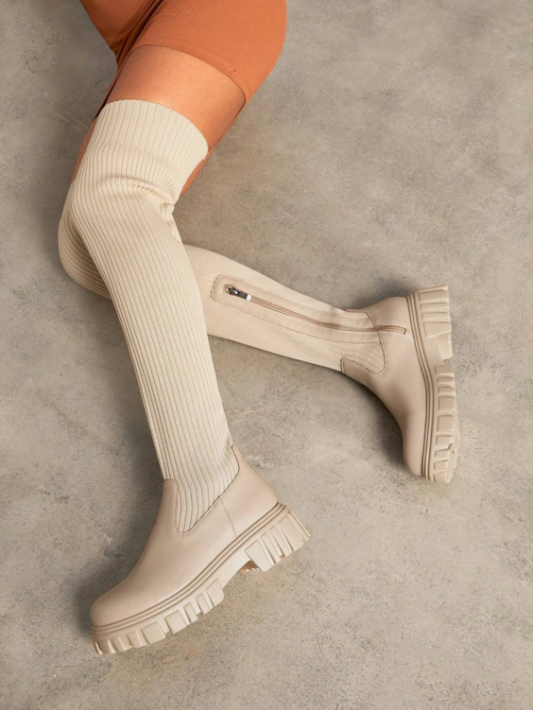 Luxuriöse Overknee-Stiefel