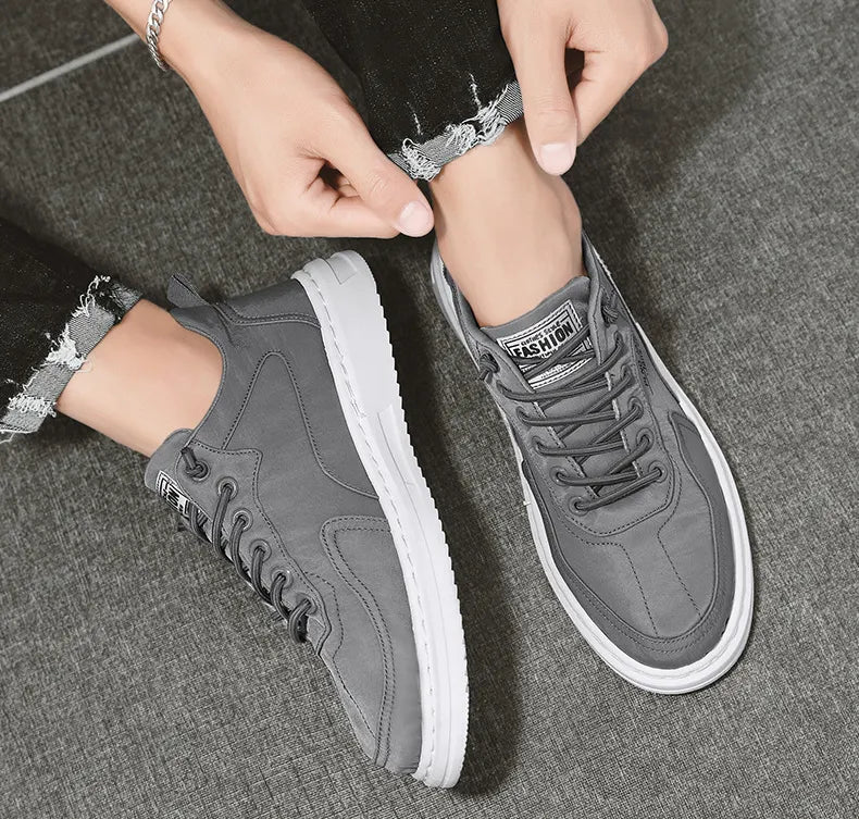 - Wildleder Schuhe