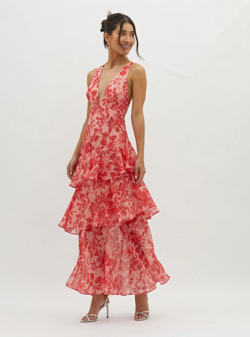 Fließendes Blumen-Maxikleid – V-Ausschnitt & Stufenrock