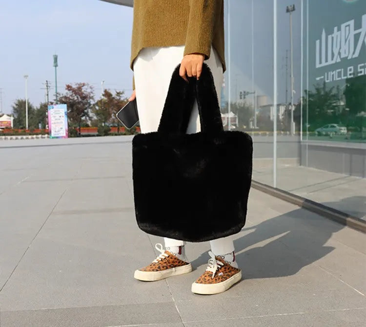 Luxury Women's Faux Fur Shoulder Bag With Spacious Design
