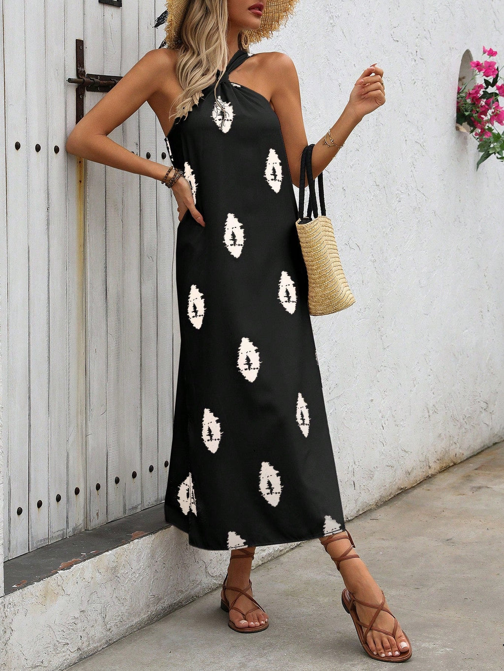 Vestido Longo Estampa GeomÃ©trica Decote Halte HÃ©dena