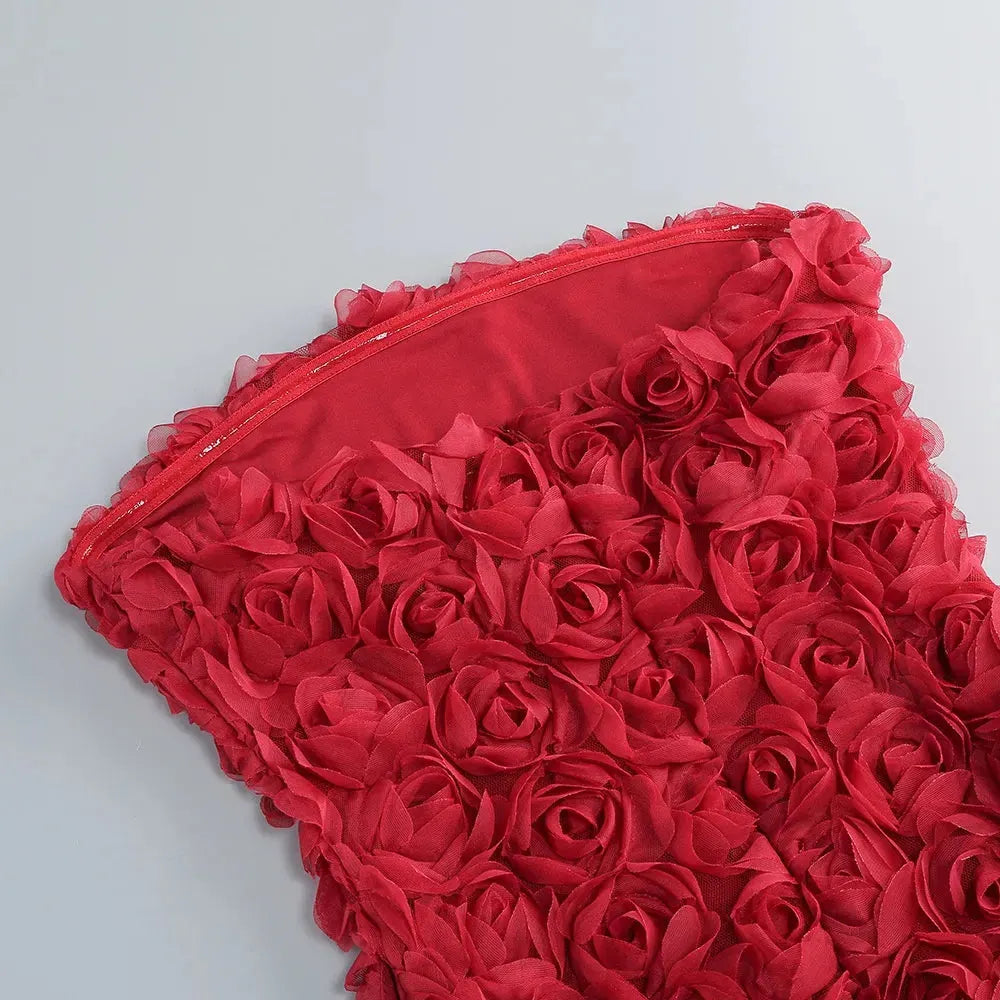 MALY | Strapless Mini Jurk met Rozen – Speels, Vrouwelijk en Zomers Elegant