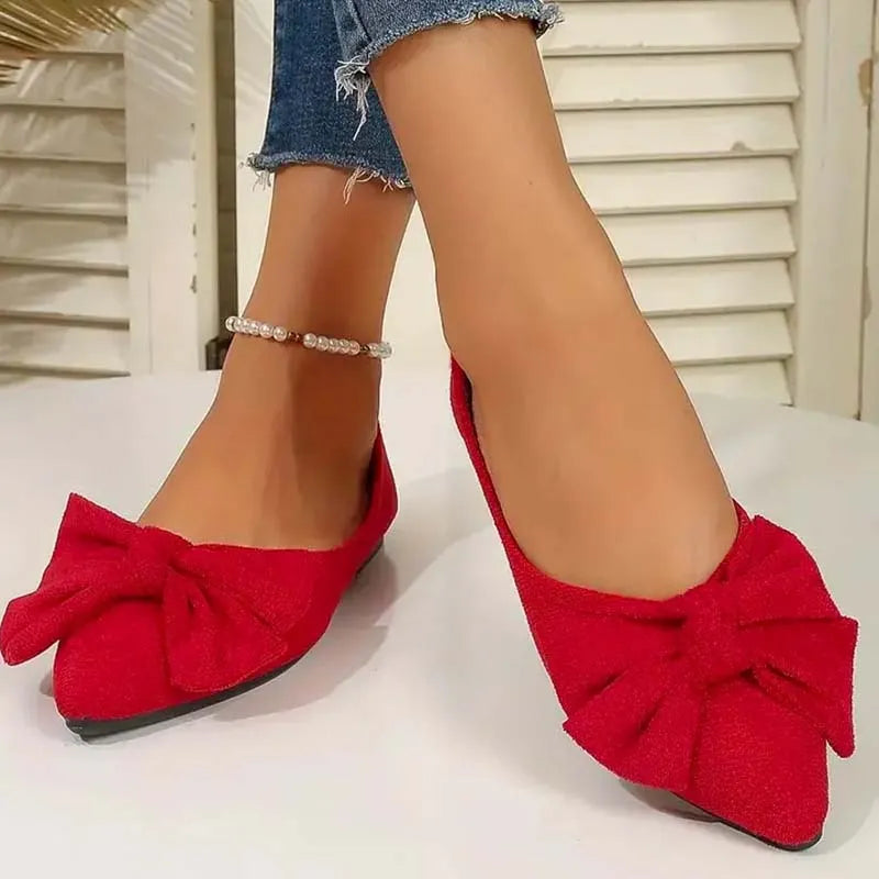 Lena | Spitz-Zehen Ballerinas – Femininer Look mit Schleife