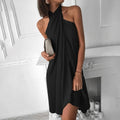 Elegantes asymmetrisches Kleid mit Halterdesign