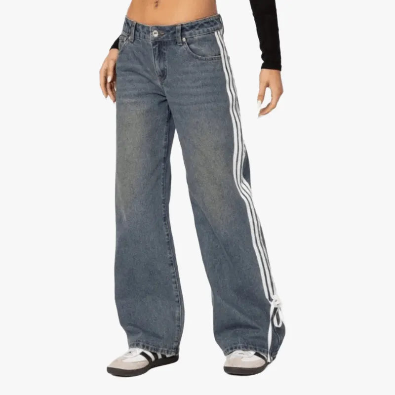 Weite Jeans mit sportlichem Flair