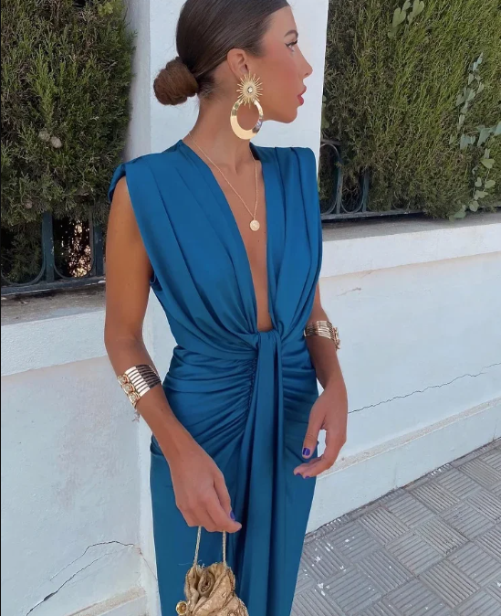 AMELIA | Elegante Avondjurk Voor Dames Met Bijzondere V-Hals Design - Stijlvol & Chic