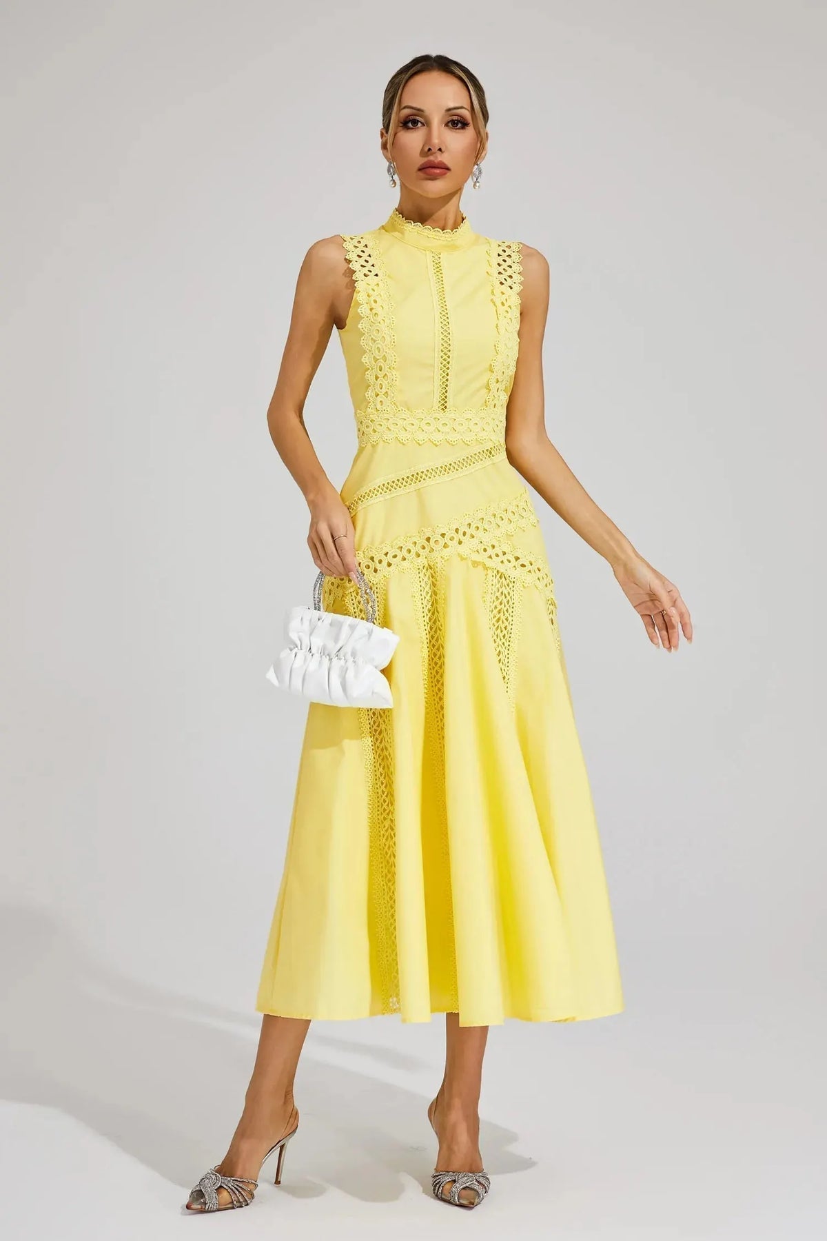 Sleeveless Midi Dress for Women with Flattering Cut and Summer Style