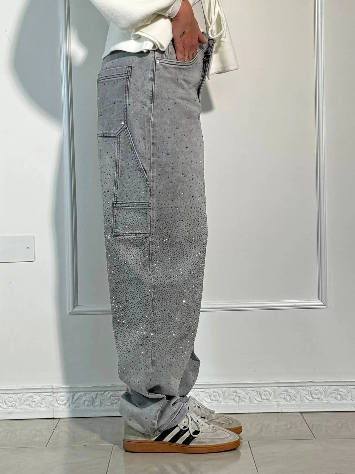 Balloon Jeans med Skinnende Detaljer – Trendy og Komfortable