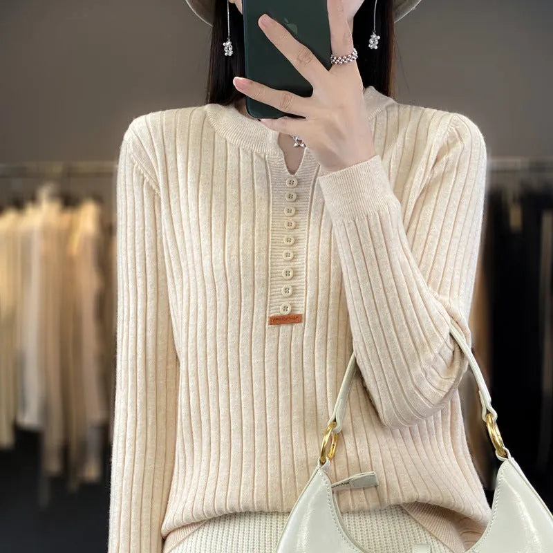 Rene | Strikket pullover med V-hals
