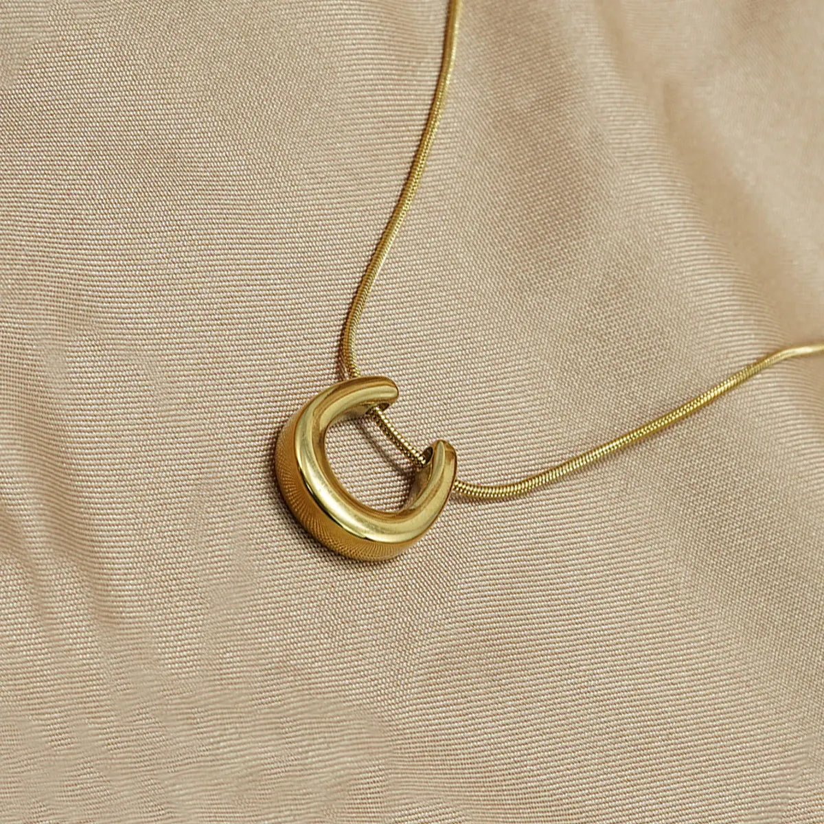 AALTJE | Lucky Hoefijzer Ketting Voor Dames Goud – 18K Gold Plated, Tijdloos, Betekenisvol