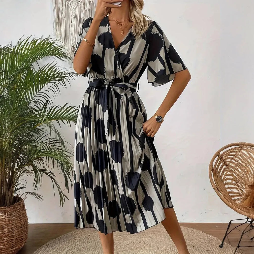 Verspielt Elegantes Kleid mit Punkten