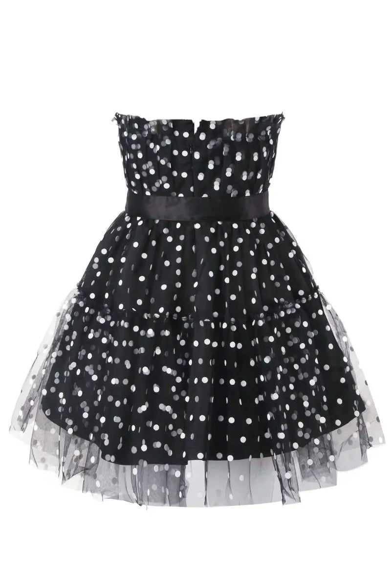 Punktiertes Kleid mit TÃ¼ll-Akzent