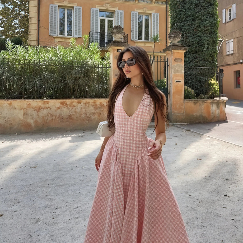 Gingham Plisseekleid – Rosa V-Ausschnitt