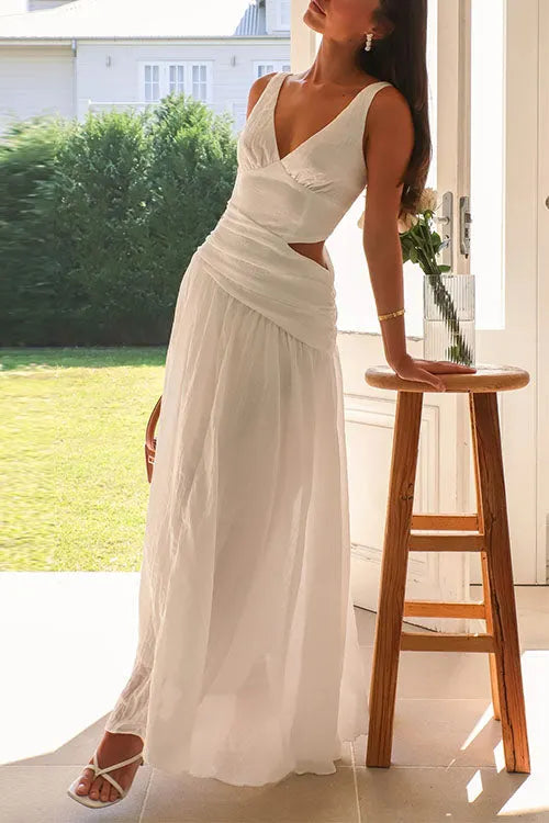 V Neck Sleeveless Cut Out Swing Maxi Dress