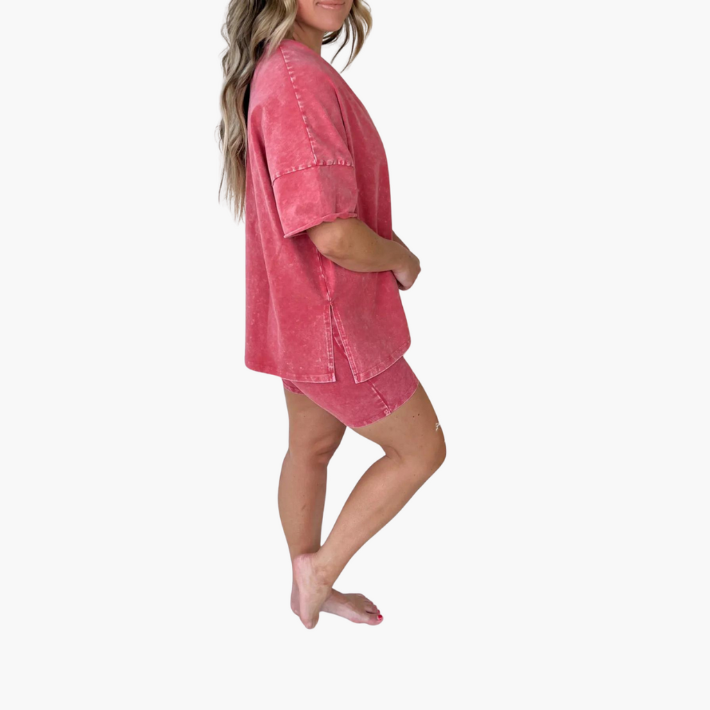Womenâ€™s two-piece set with short sleeves and shorts