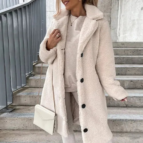 Stylischer weicher Mantel