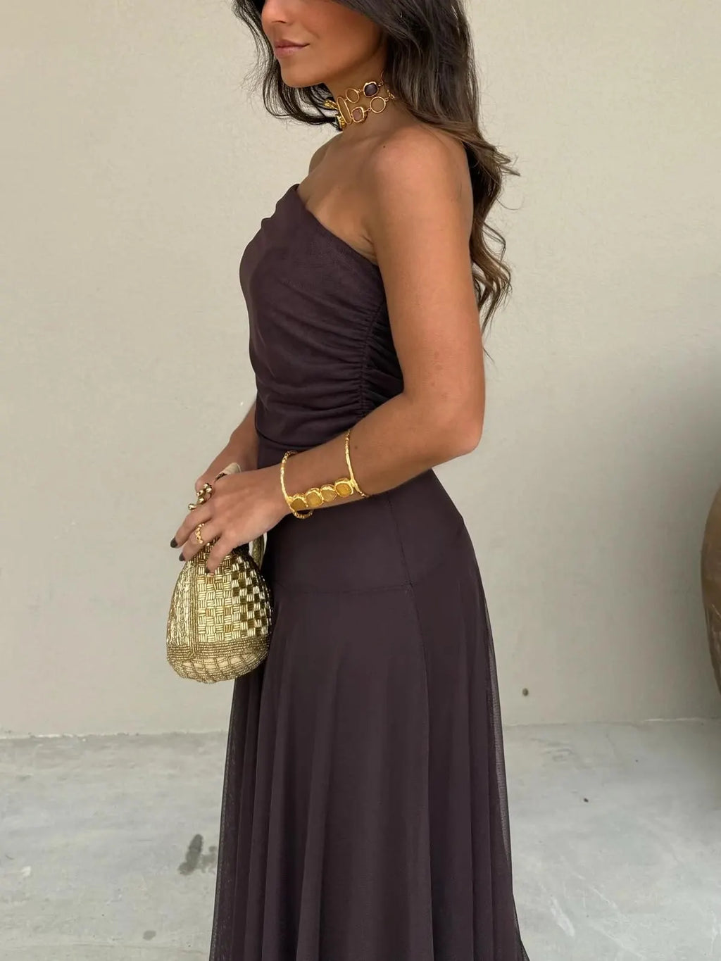 Chiffon Maxi Dress for Women with Airy Design and Subtle Shine