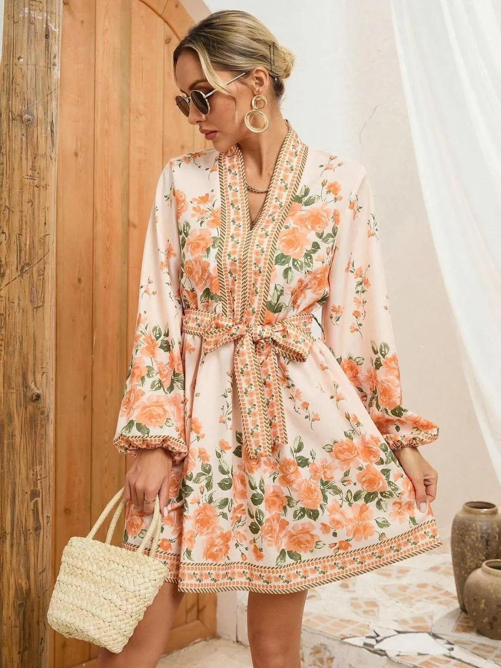 ELVIRE | Bohemian Gebloemde Korte Vrouwenjurk Met Ceintuur â€“ Licht, Elegant & Vrouwelijk