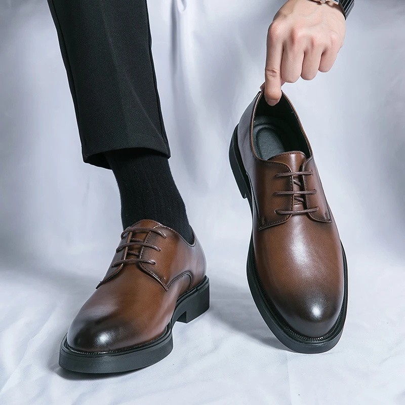 Elegante Herrenschuhe Aus Leder Mit Schnürung Und Rutschfester Sohle