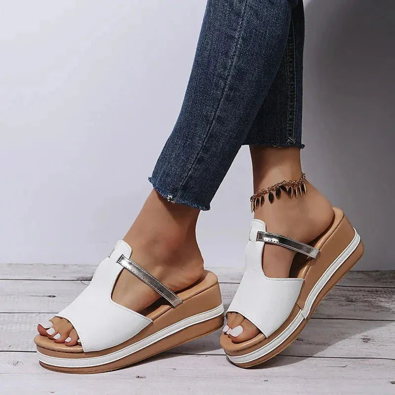 Moderne Plattform Sandalen fÃ¼r den Sommer
