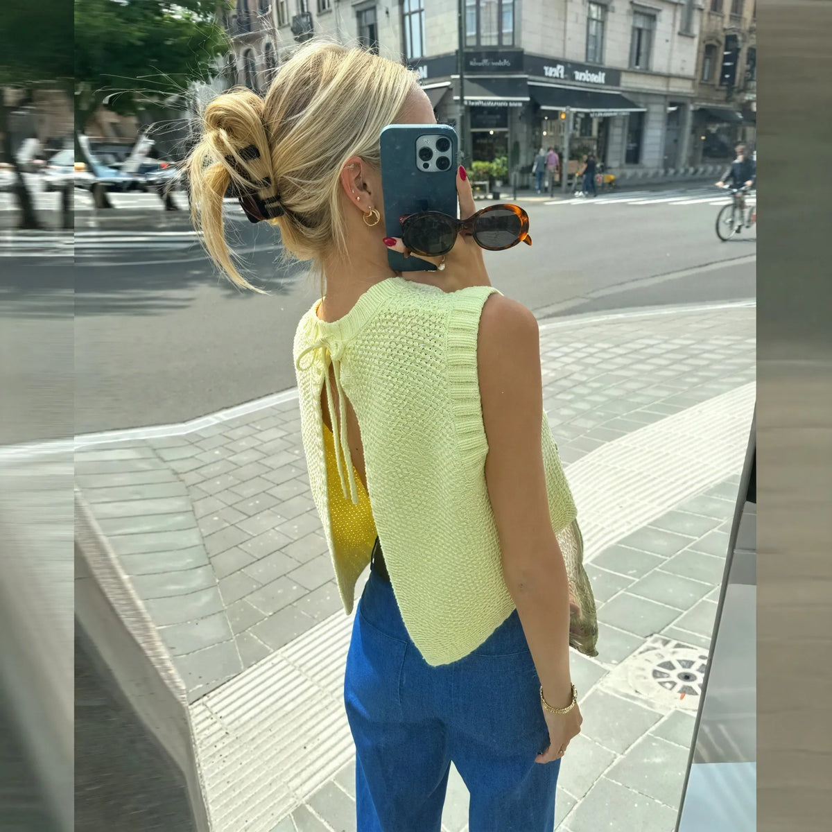Luftiges Stricktop mit offenem Rücken