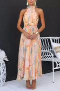 Geblümtes Maxikleid – Neckholder mit Taillenband