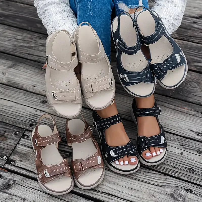 Layla - Komfortable Kilklap Sandaler med Ankelrem