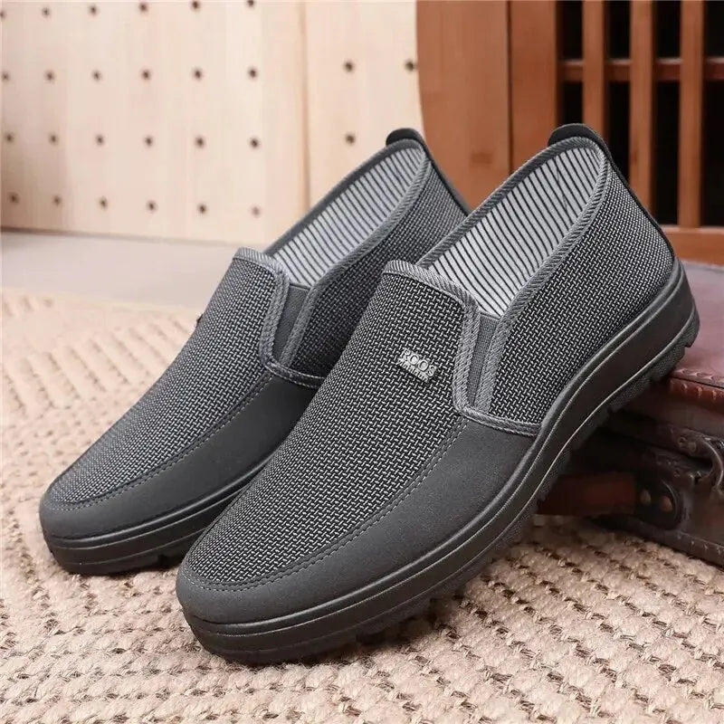 - Anti-Rutsch Schuhe