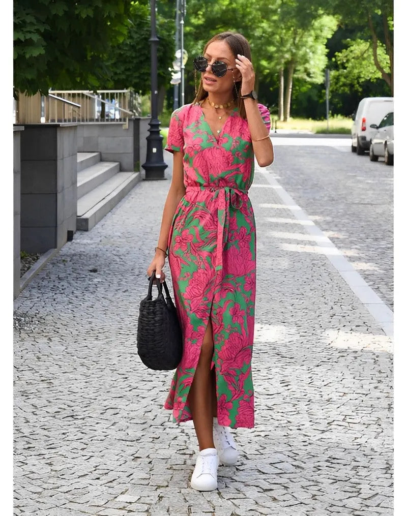 Kjole med blomsterprint forår/sommer